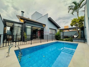 house em Avenida Arnaldo Giuntini, Portal do Paraíso II - Jundiaí - SP