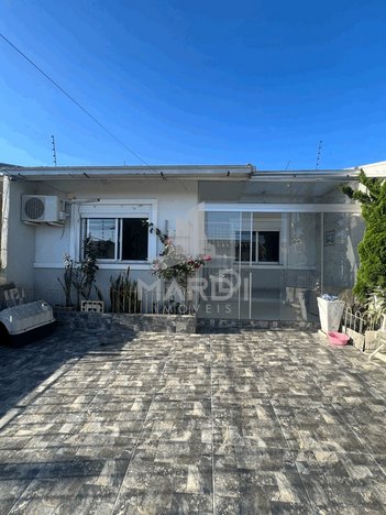 house em José Celestino da Silva, Hípica - Porto Alegre - RS