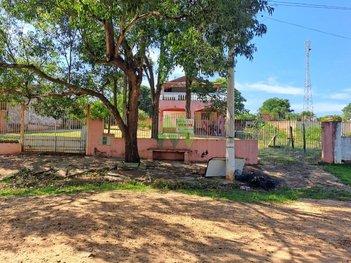 house em Rua Julierme de Abreu e Castro, Loteamento Recreio Barra do Capivara (Vitoriana) - Botucatu - SP