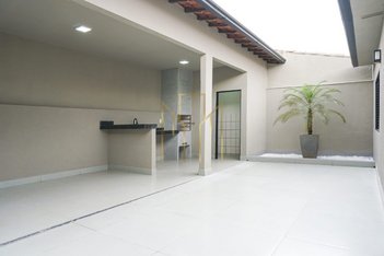 house em Rua Francisco Antônio de Oliveira, Santa Mônica - Uberlândia - MG