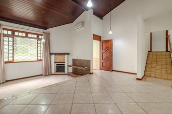 house em Rua Nicanor Silva Filho, Trindade - Florianópolis - SC
