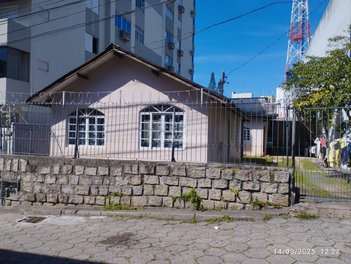 house em Rua Salomé Damázio Jacques, Trindade - Florianópolis - SC