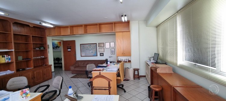 Cômodo Condomínio