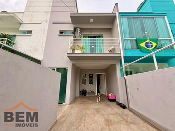 house em Rua Valdevino Vieira Cordeiros, Ressacada - Itajaí - SC