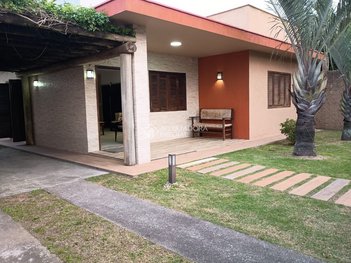 house em Avenida Presidente Vargas, Centro - Imbituba - SC