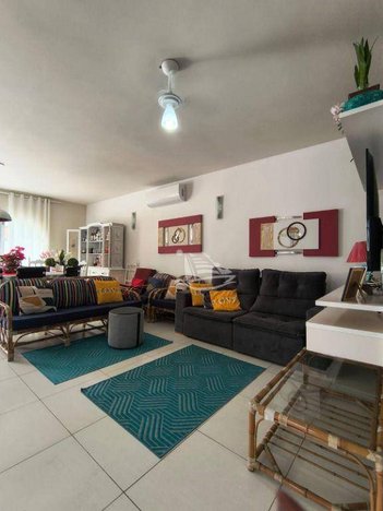 apartment em Rua Dona Vitória Yunes Stefano, Enseada - Guarujá - SP