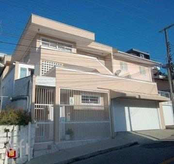 Rua Marcelino Simas - facade01.jpg