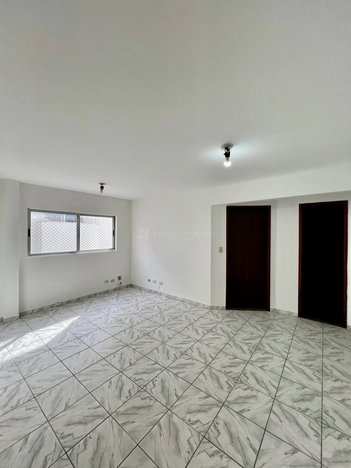 apartment em Rua Osvaldo Cruz, Zona 07 - Maringá - PR