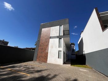 house em Rua Pedro Gervásio Bernardes, Bom Retiro - Joinville - SC