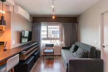 apartment em Rua Mostardeiro, Rio Branco - Porto Alegre - RS