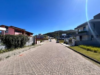 land_lot em Rodovia Doutor Antônio Luiz Moura Gonzaga, Rio Tavares - Florianópolis - SC