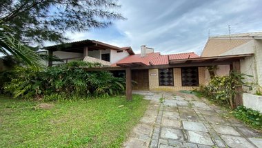 house em Rua da Várzea, Centro - Xangri-Lá - RS