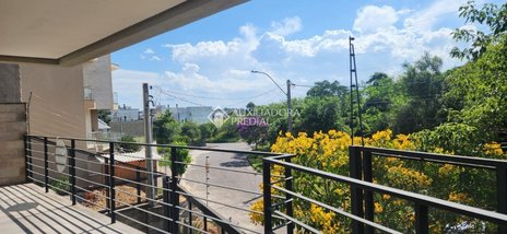 house em Rua Doutor Sérgio de Figueiredo, Guarujá - Porto Alegre - RS