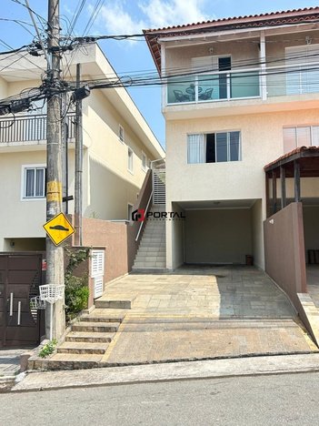 house em Estrada Manoel Lages do Chao, Jardim Caiapiá - Cotia - SP