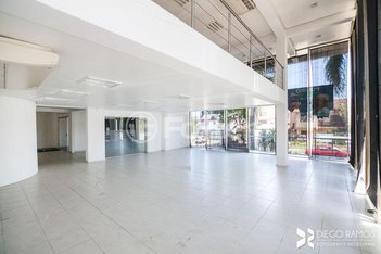 business em Avenida João Wallig, Jardim Europa - Porto Alegre - RS