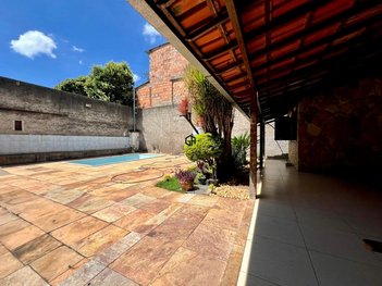 house em Rua Bernardes Carvalho, Santa Terezinha - Belo Horizonte - MG