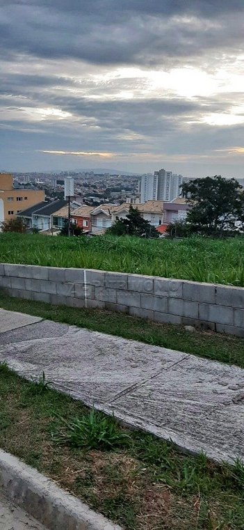 land_lot em Rua Plínio de Almeida, Jardim Vila São Domingos - Sorocaba - SP