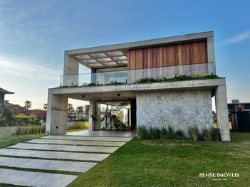 house em Avenida Paraguassu, Centro - Xangri-Lá - RS