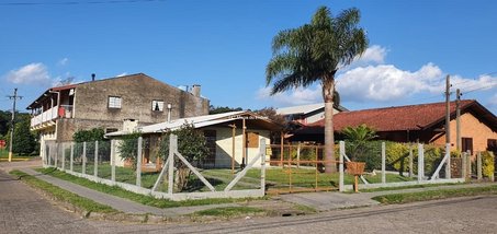 house em Rua Irmão José Otão, Leodoro de Azevedo - Canela - RS