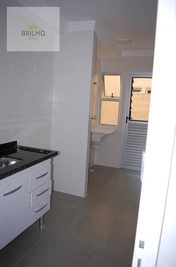 apartment em Estrada Manoel Lages do Chao, Jardim Caiapiá - Cotia - SP