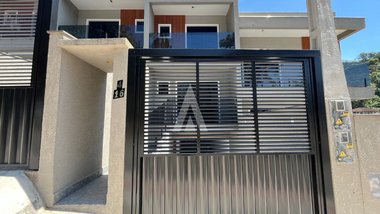 house em Rua Otto Berner, Glória - Joinville - SC