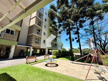 apartment em Rua Francisco Zanicotti Sobrinho, Santa Cândida - Curitiba - PR