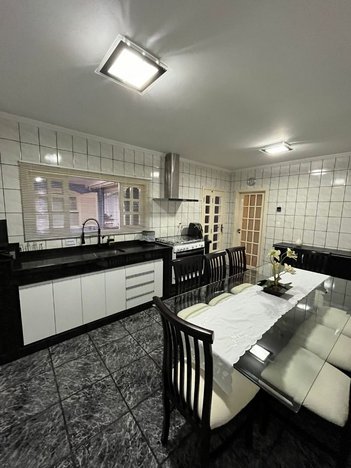 house em Rua Lúcia Negrello Centioli, Jardim Centenário - Valinhos - SP