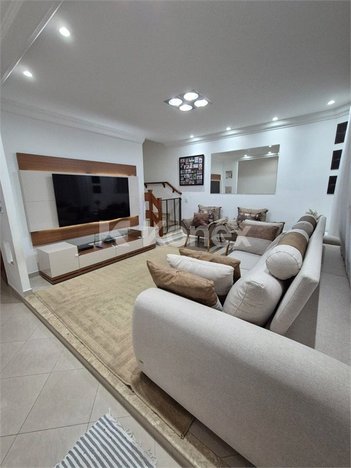 house em Rua Lagoa Dourada, Jardim Maia - Guarulhos - SP