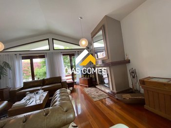 house em Rua Professor Carlos Henrique Nogueira, Centro - Pelotas - RS