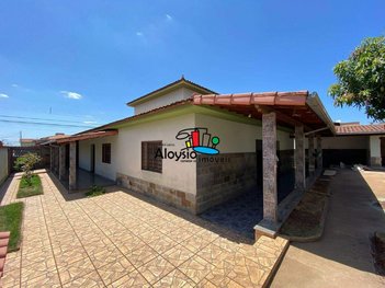 house em Rua Benedito Valadares, Centro - Sete Lagoas - MG