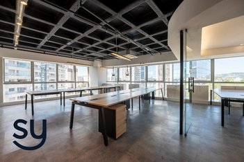 office em Avenida Senador Tarso Dutra, Petrópolis - Porto Alegre - RS