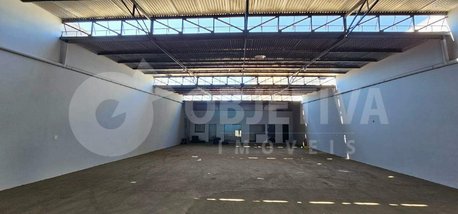 industrial em Avenida Mato Grosso, Brasil - Uberlândia - MG