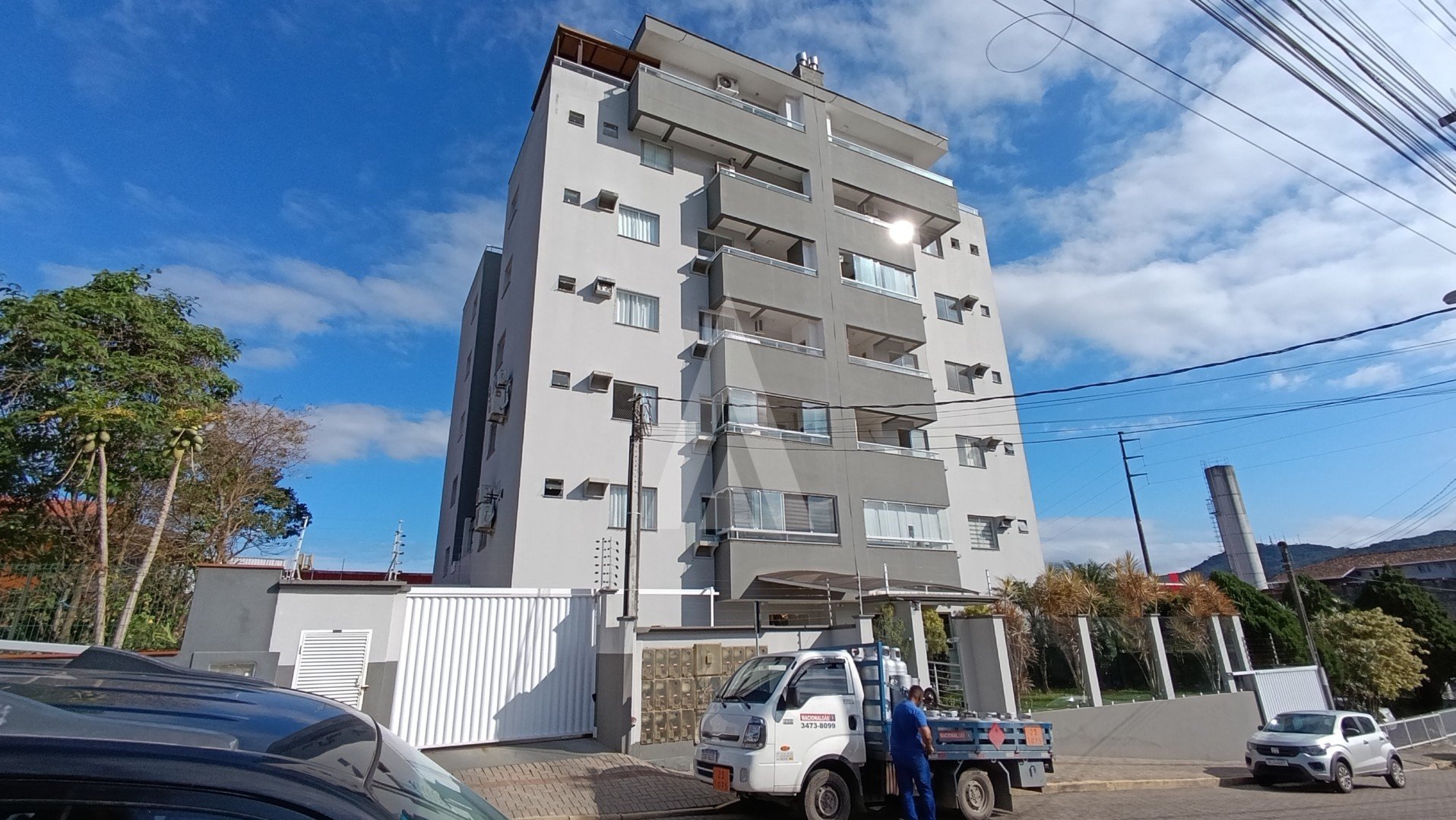 FACHADA L2