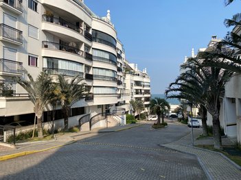 apartment em Desembargador Pedro Silva, Coqueiros - Florianópolis - SC