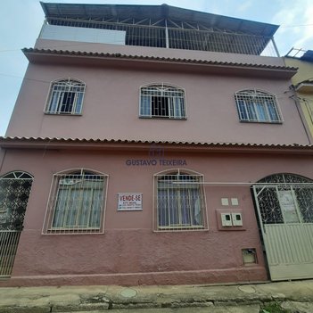 house em Rua Treze de Maio, Centro - Divino - MG