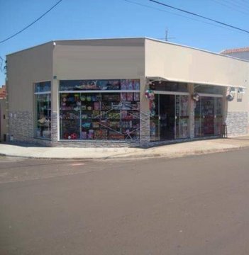 office em Rua Primo Schiavo, Jardim Padre Augusto Sani - Jaú - SP