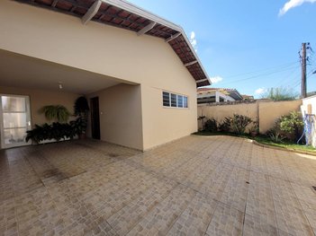 house em Rua Atílio Losi, Jardim Paraíso II - Botucatu - SP