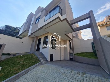 house em Rua Comendador David dos Santos Pacheco, Vista Alegre - Curitiba - PR