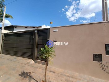 house em Travessa Maria Apresentação Sanchez Ferreira, Vila Residencial Orlando Nogueira Cardoso - Votuporanga - SP