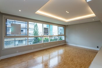 apartment em Rua Padre Chagas, Moinhos de Vento - Porto Alegre - RS
