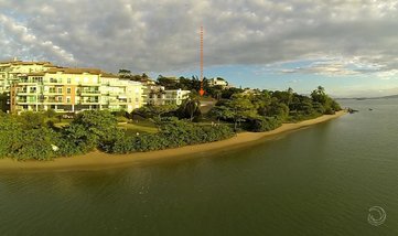 land_lot em Haroldo Soares Glavan, Cacupé - Florianópolis - SC
