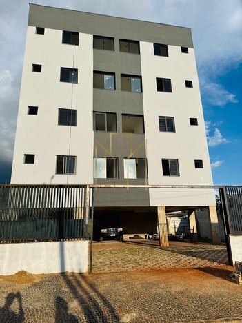 apartment em Rua Sebastião Alves Nunes, Segismundo Pereira - Uberlândia - MG