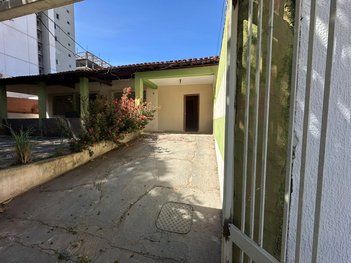 commercial_building em Rua 240, Setor Leste Universitário - Goiânia - GO