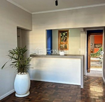 apartment em Rua Itacolomi, Passo da Areia - Porto Alegre - RS
