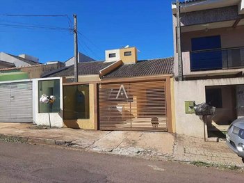 house em Rua Acquilino Massochin, Canadá - Cascavel - PR