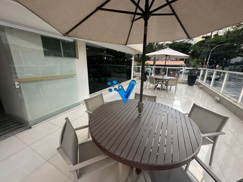 apartment em Rua Santo Amaro, Pitangueiras - Guarujá - SP