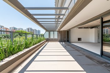 apartment em Rua Ivescio Pacheco, Jardim Europa - Porto Alegre - RS