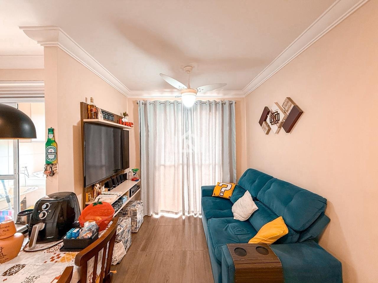 apartamento a venda no condominio villas da granja - sala de tv