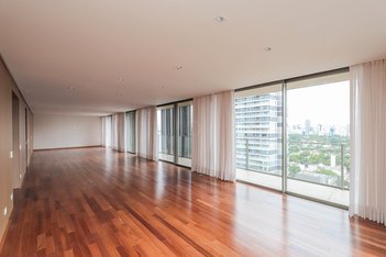 apartment em Rua Henrique Monteiro, Pinheiros - São Paulo - SP