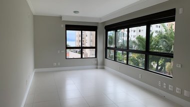 apartment em Desembargador Arno Hoeschl, Centro - Florianópolis - SC